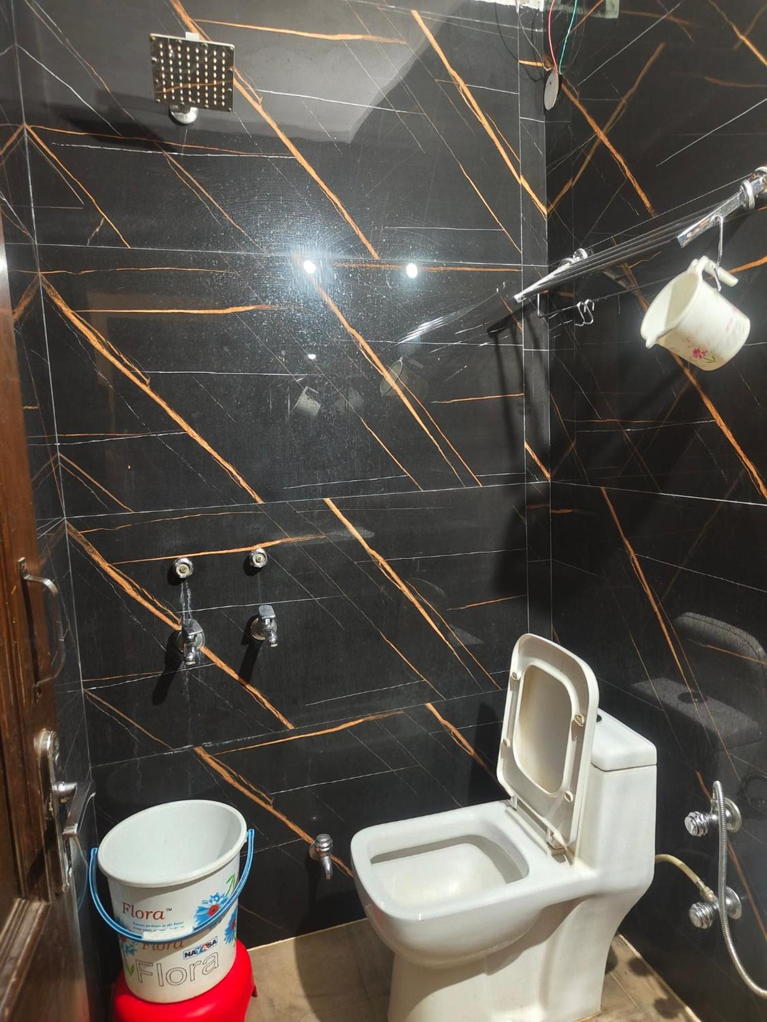Pg International - Delhi *